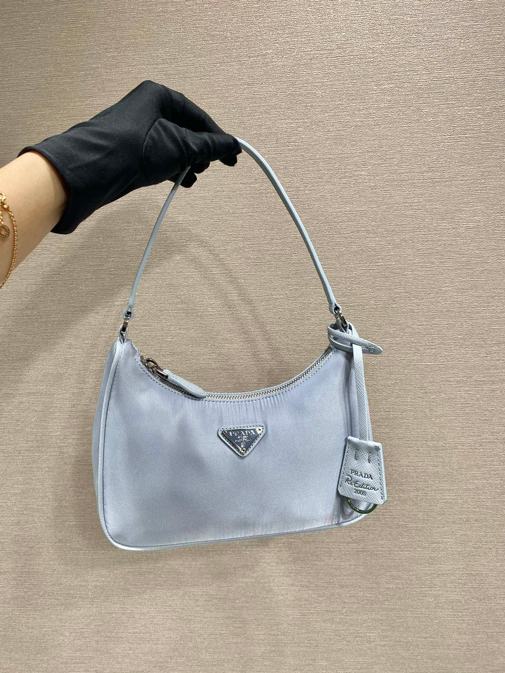 Ice Grey – New Arrival ✨