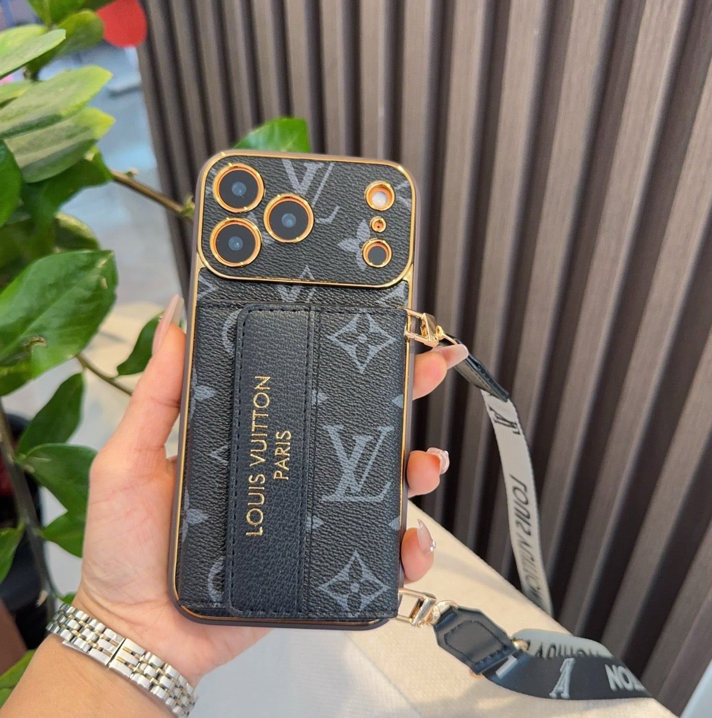 ✨ LV Card Bag / Phone Case – 2 in 1 Luxury Edition ✨