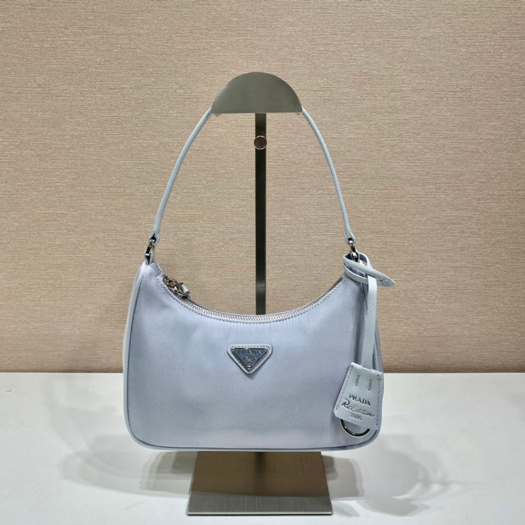Ice Grey – New Arrival ✨