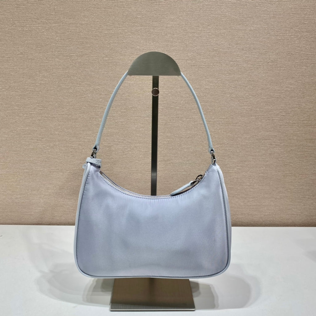 Ice Grey – New Arrival ✨