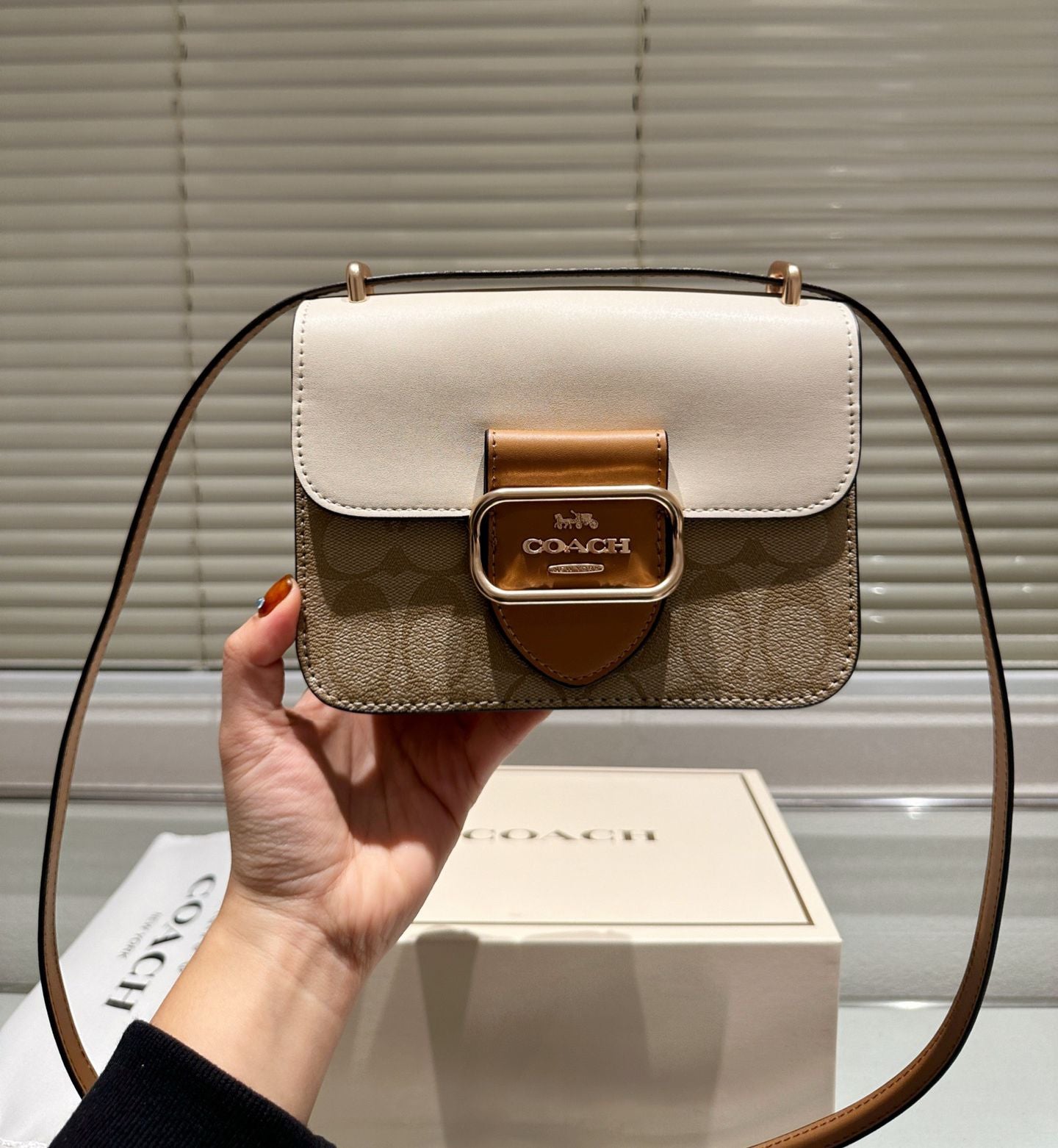 ✨ COACH Morgan Square Crossbody ✨