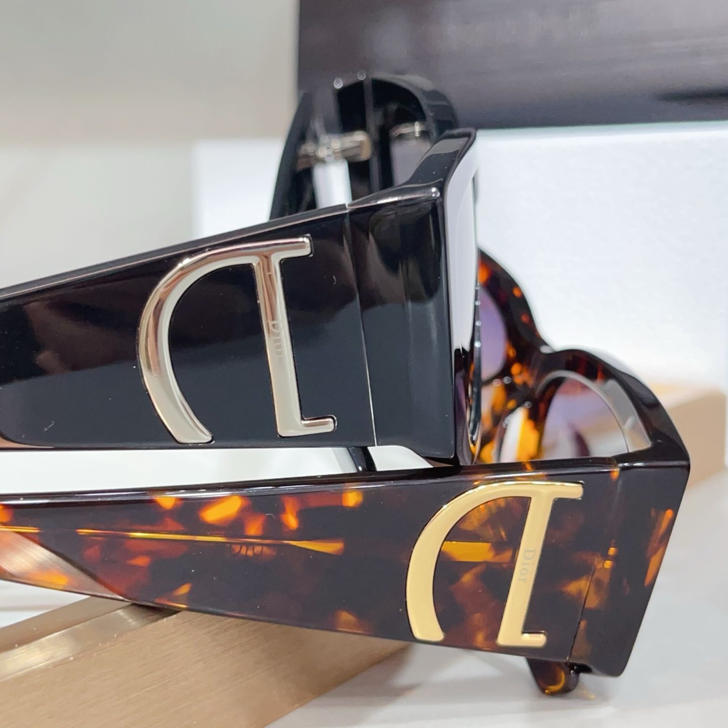 DIO* Dior 🕶️ MODELCD  Diamond SF