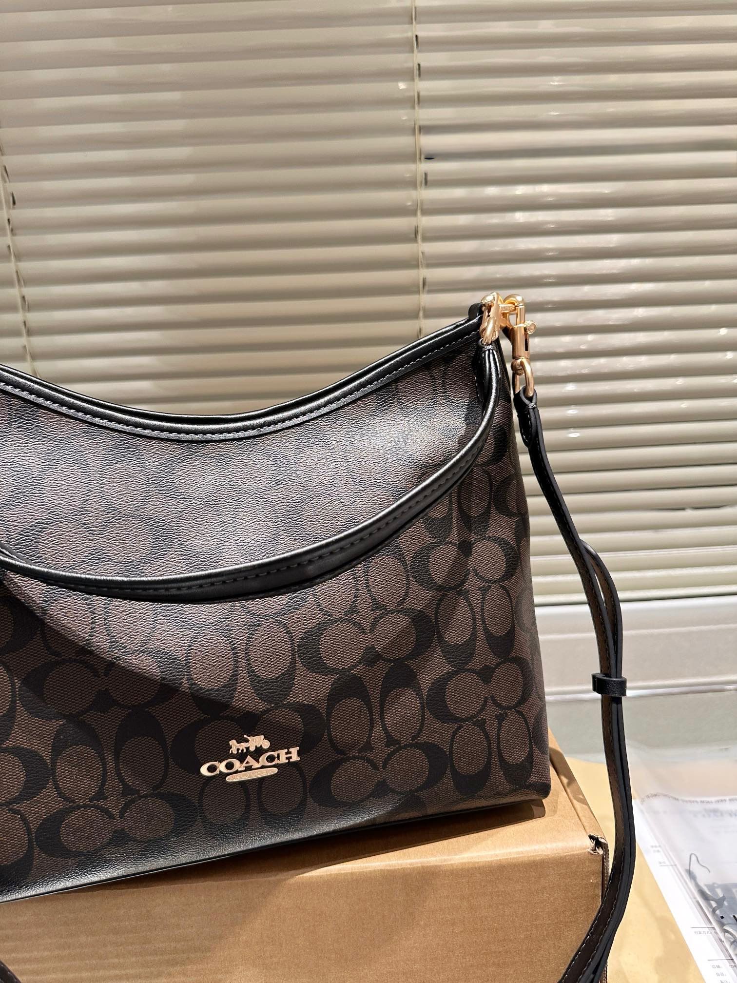 Coach Laurel Hobo Bag — Pure Original