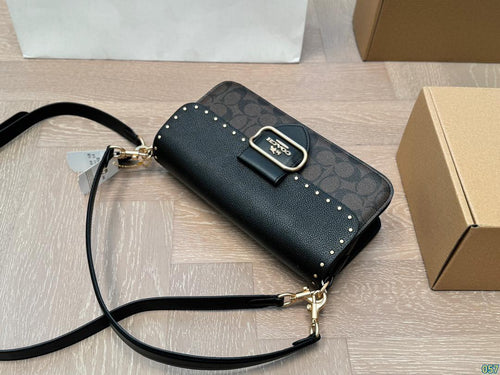 COACH Baguette Shoulder Bag ✨