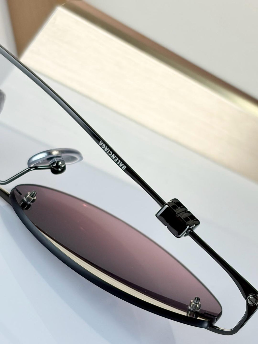 BALENCIAGA Sunglasses ✨ 🖤 Model: BB0508S