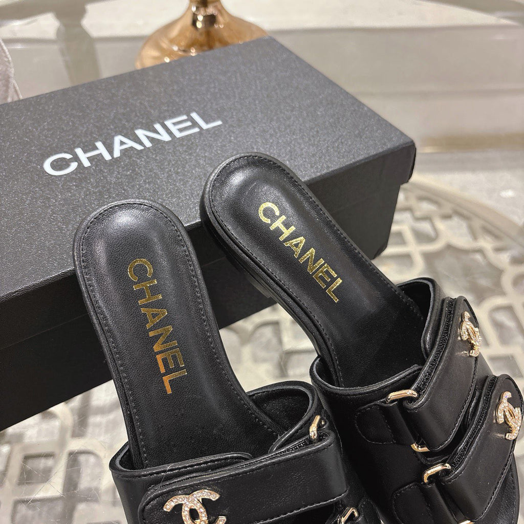 CHANEL 2026SS Spring/Summer Double C Slippers ✨