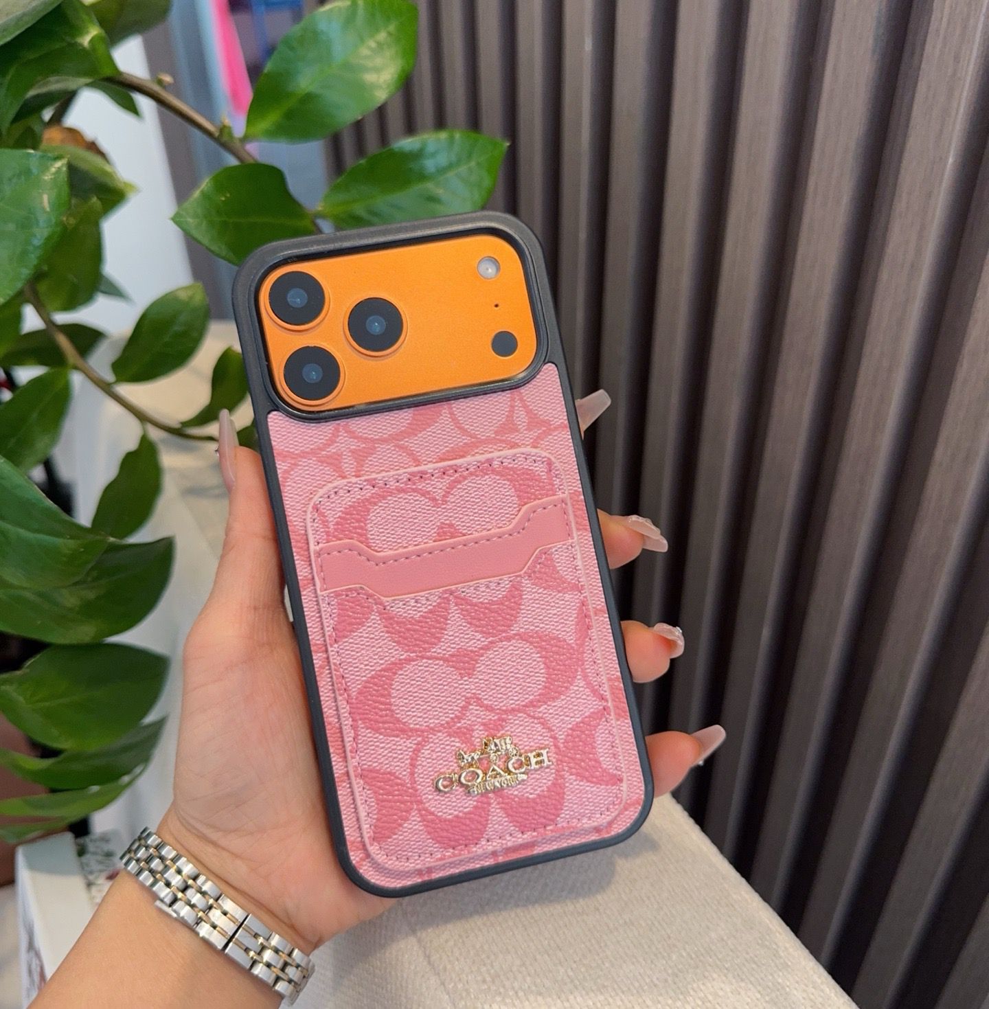 🎉🖤 New Arrival – Coach 2-in-1 Phone Case with Card Holder 🖤🎉